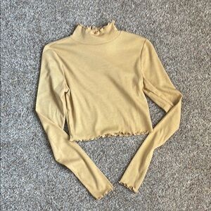 Double Zero Cream Ribbed Crop Blouse